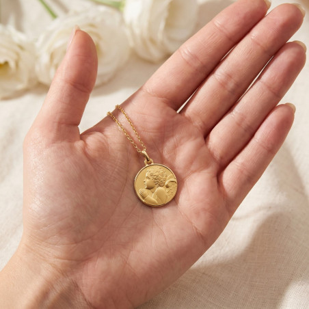 Grande Médaille Ange en Prière 18 mm en Or Jaune 18 Carats