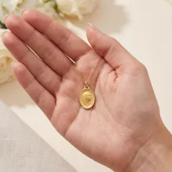 Langwerpige Ovale Medaille Maagd Gepolijste Rand 18K Geelgoud - 23 x 13 mm