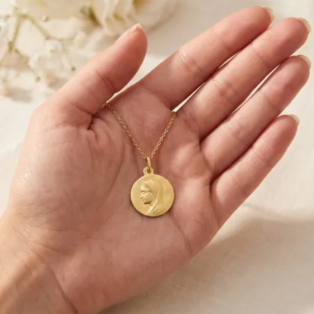 Médaille Vierge Voilée Profil Gauche en Or Jaune 18 Carats