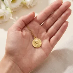 M&eacute;daille Vierge &agrave; l'Enfant Aur&eacute;ole Perl&eacute;e Or Jaune 18 Carats - 16 mm