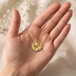 Médaille Vierge à l'Enfant Auréoles Fines Or Jaune 18 Carats - 16 mm