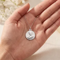 Médaille Vierge au Baiser de l'Enfant Or Blanc 18 Carats - 18 mm
