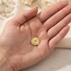 Médaille Vierge à l'Enfant sur l'Épaule Or Jaune 18 Carats - 17 mm