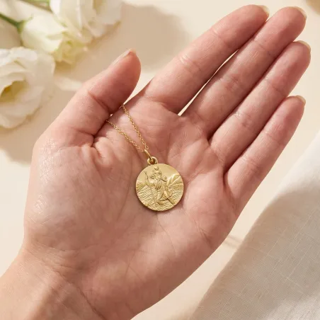 Saint Christopher with Mountains Medal in 18 Carat Yellow Gold