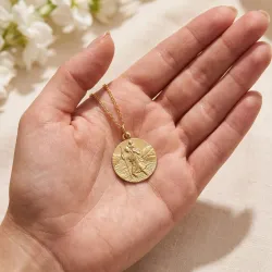 Saint Christopher with Mountains Medal 18K Yellow Gold - 18 mm