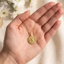 ميدالية كبيرة القديس كريستوفر الكلاسيكية من الذهب الأصفر عيار 18 - 19 مم