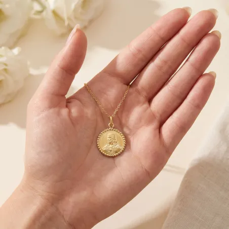Medalla Escapulario Borde Perlado en Oro Amarillo de 18 Quilates