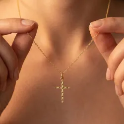 Pendentif Croix Diamantée Or Jaune 18 Carats - 21 x 12 mm