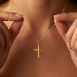 Pendentif Croix Chanfreinée Or Jaune 18 Carats - 21 x 12 mm