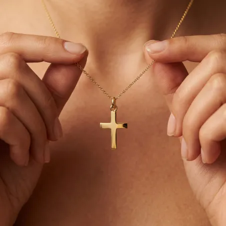 Pendentif Croix Massive à Arêtes 23 mm en Or Jaune 18 Carats