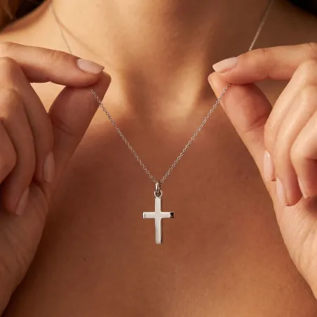 Solid Ridged Cross Pendant 23 mm in 18 Carat White Gold