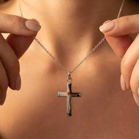 Pendentif Croix Massive à Arêtes 28 mm en Or Blanc 18 Carats