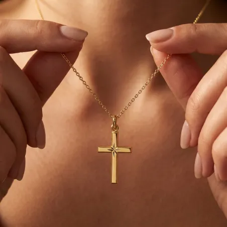 Pendentif Croix Étoile 28 mm en Or Jaune 18 Carats