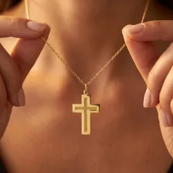 Pendentif Croix Cadre Poli et Satiné Or Jaune 18 Carats - 31 x 16 mm