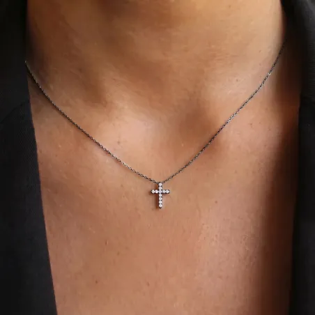 Kreuz Anhänger mit natürlichen Diamanten aus 18K Schwarzgold - Fine Edition