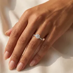 Round Diamond Engagement Ring Aria Six Prongs Pavé | Celinni