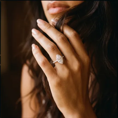 Marquise Diamond Engagement Ring Auréole
