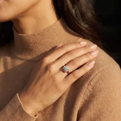 Bague de fiançailles diamant rond Livia | Celinni