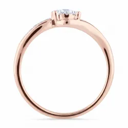 Daniela Ring aus 18K Gold mit natürlichen Diamanten