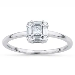 Diamond Beatrice Ring &ndash; 18K Gold and Natural Diamonds