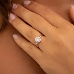 Clarisse Ring in 18K Gold and Natural Diamonds | Celinni