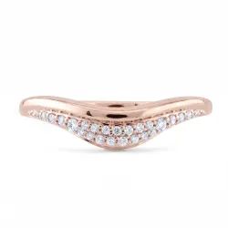 Barbara Ring – 18K Gold and Natural Diamonds l Celinni