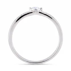 Emma Ring – 18K Gold and Natural Diamonds | Celinni