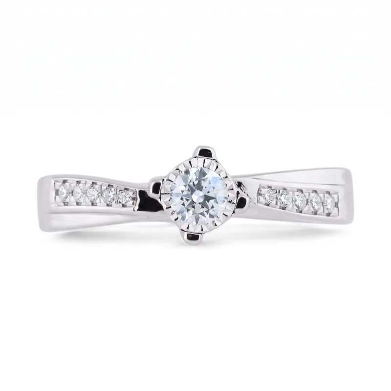 Anillo Esmee – Oro de 18K y Diamantes Naturales | Celinni