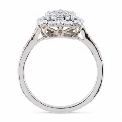 Esther Ring – 18K Gold and Natural Diamonds | Celinni