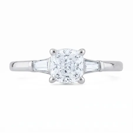 Camille Ring mit natürlichen Diamanten aus 18K Gold