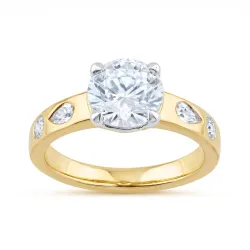 Bague Carole en or 18K et diamants naturels 2 carats