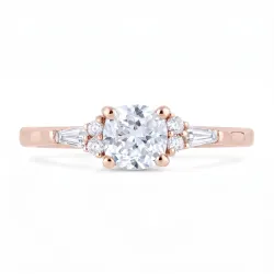 Bague Cassandre en or 18K et diamant naturel taille coussin