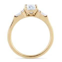 Bague Cassandre en or 18K et diamant naturel taille coussin