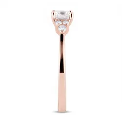 Bague Cassandre en or 18K et diamant naturel taille coussin