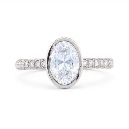 Cosima Oval Natural Diamond Ring in 18K Gold