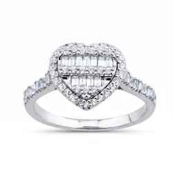 Dora Heart Ring &ndash; 18K Gold and Natural Diamonds l Celinni