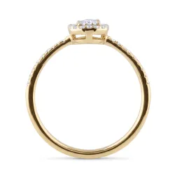 Ring Clara Oval – 18K Gold und Natürliche Diamanten Celinni