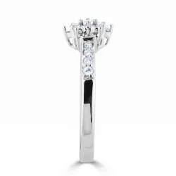 Francisca Ring – 18K Gold & Natural Diamonds l Celinni
