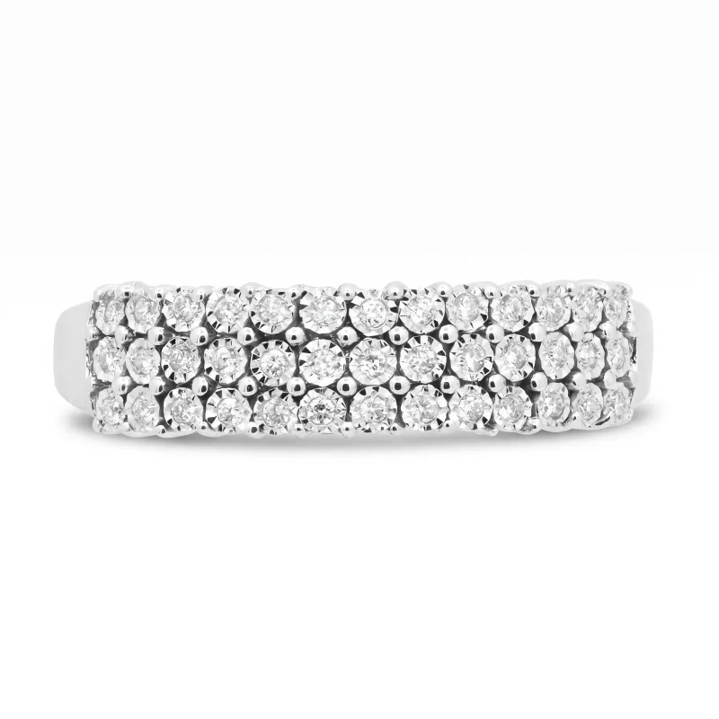 Natural Diamond Elisa Ring in 18K Gold