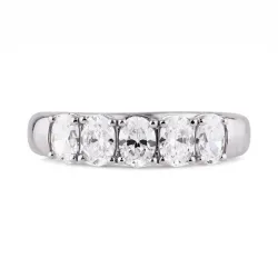 Fr&eacute;d&eacute;rique Ring &ndash; 18K Gold and Natural Diamonds l Celinni