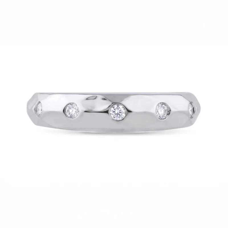 Giulia Ring &ndash; 18K Gold and Natural Diamonds l Celinni