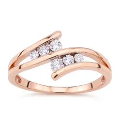 Ines Ring – 18K Gold and Natural Diamonds l Celinni