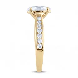 Carmen Diamond Ring &ndash; 18K Gold and Natural Diamonds | Celinni
