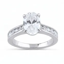 Carmen Diamond Ring – 18K Gold and Natural Diamonds | Celinni
