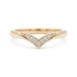Chevron Diamond Ring in 18K Gold or Platinum | Celinni