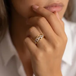 Diamond Link Ring in 18K Gold or Platinum | Celinni