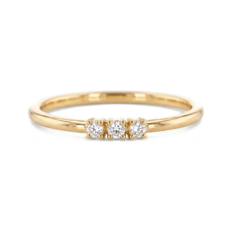 Trilogy Diamond Ring in 18K Gold or Platinum | Celinni