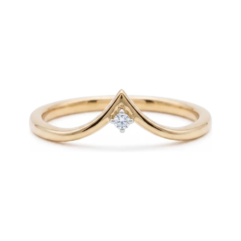 Chevron Diamond Ring in 18K Gold or Platinum | Celinni