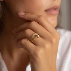 Pavé Nail Diamond Ring in 18K Gold or Platinum | Celinni