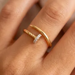Pavé Nail Diamond Ring in 18K Gold or Platinum | Celinni